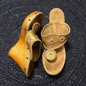 Jack Rogers Light Gold Wooden Wedges Size 6